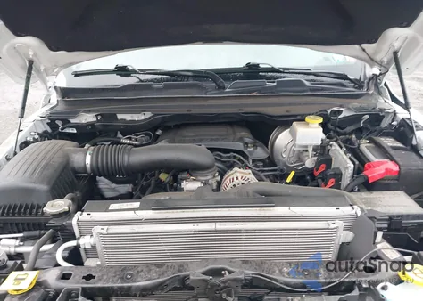 2022 Ram 1500 Tradesman 4X4 6'4 Box z USA, uszkodzony, nr VIN 1C6SRFCT2NN213959